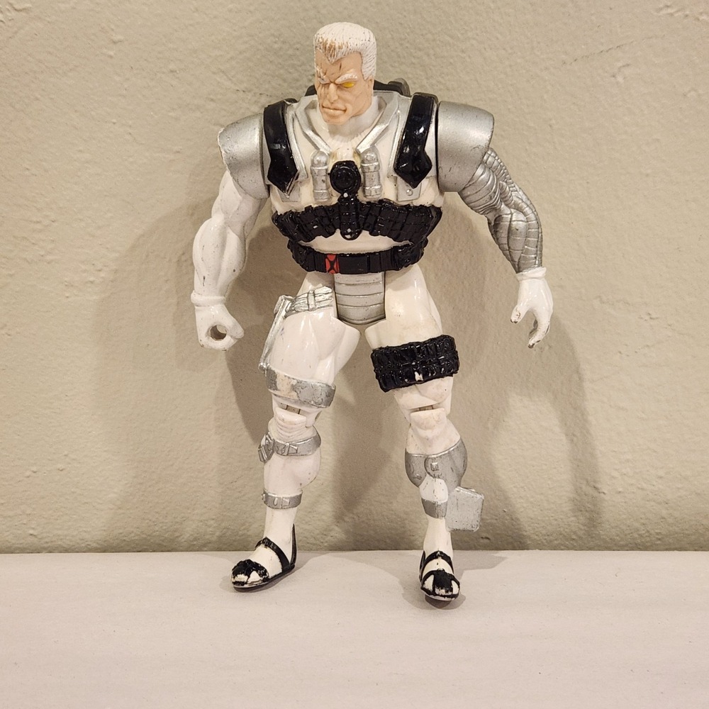 1994 ToyBiz Marvel X-Men X-Force Arctic Armor Cable 5" Action Figure